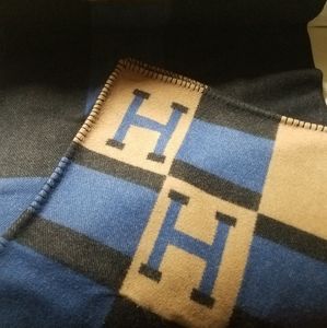 Hermes Avalon Signature H Blanket